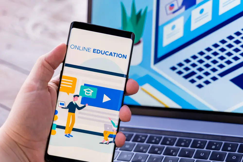 10 uses of internet for online education